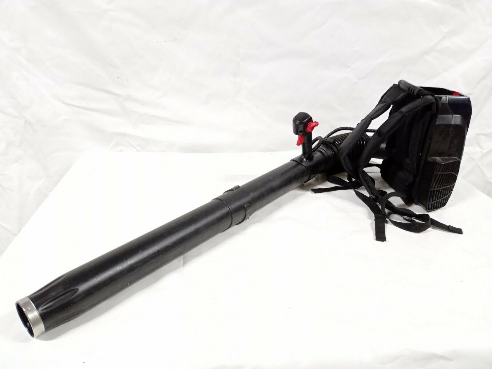 Powerworks Rucksacklaubbläser PC82BPB 82V, ohne Akku und Ladegerät PowerWorks